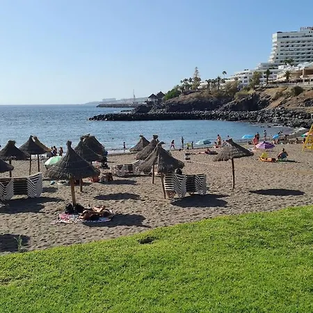 Apartamento Gorgeous Bungalow With A Lovely Terrace Playa de las Américas